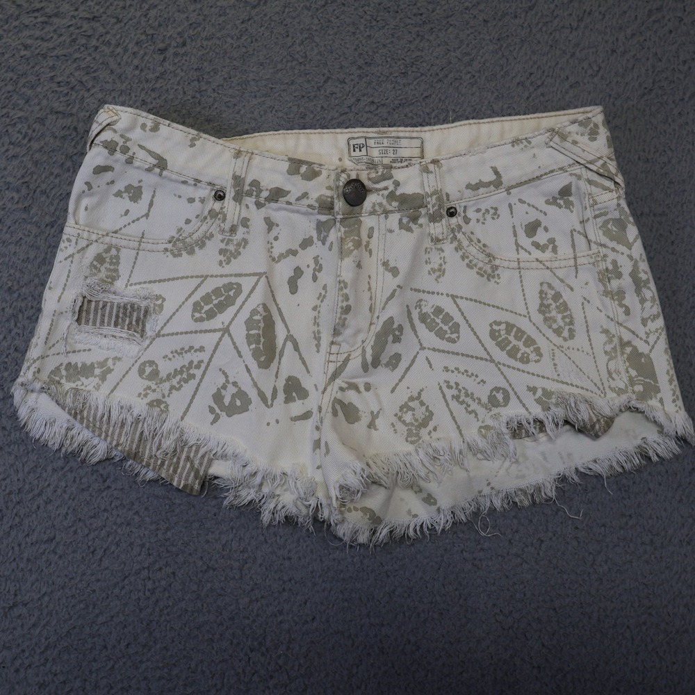 Free People Tribal Print Distressed Denim Cut Off‎ Shorts Cream Olive Green